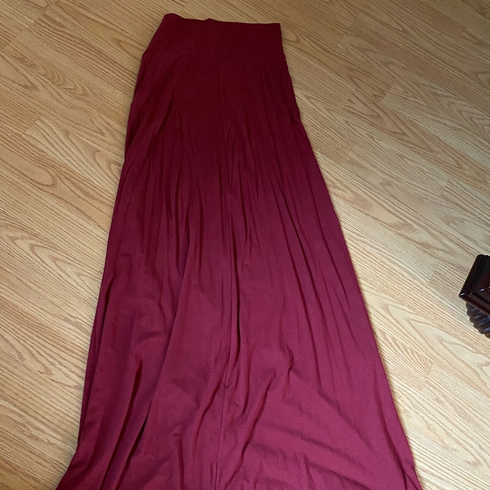 Maroon Maxi Skirt M